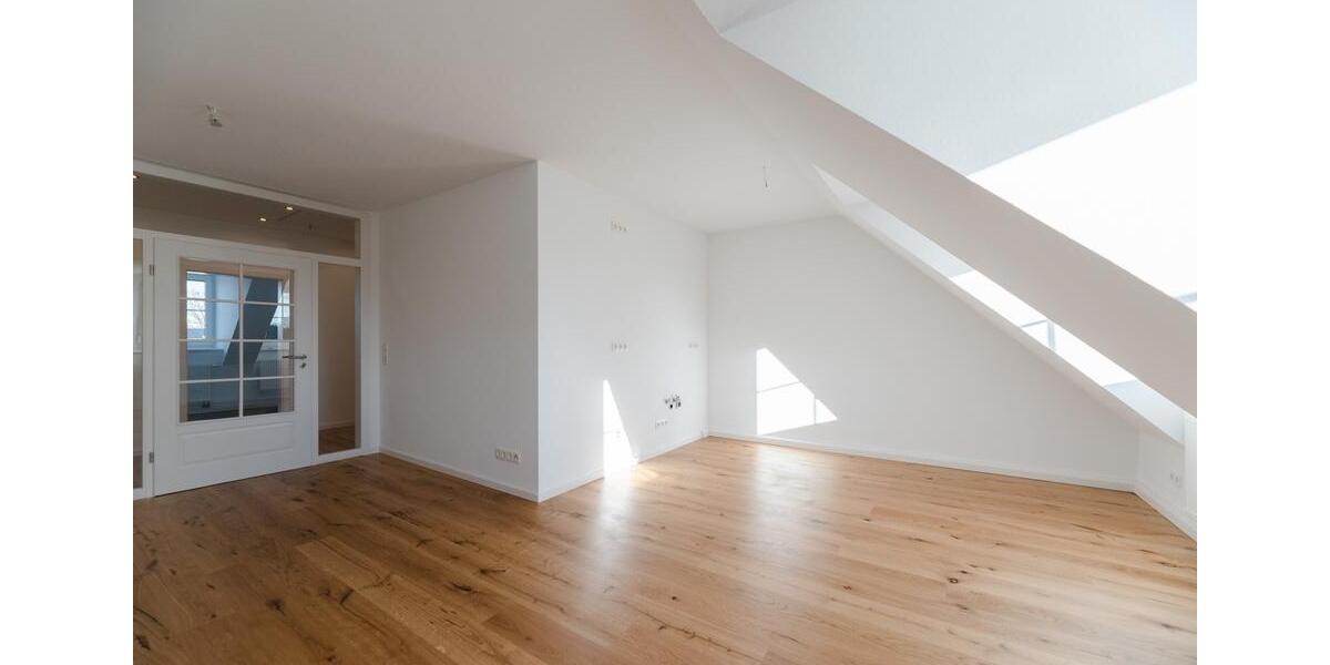 Dachgeschoßwohnung Bayreuth Meyernberg - 3 Zimmer, 69 m&sup2;, 229.000&euro; | Angebot:26834920