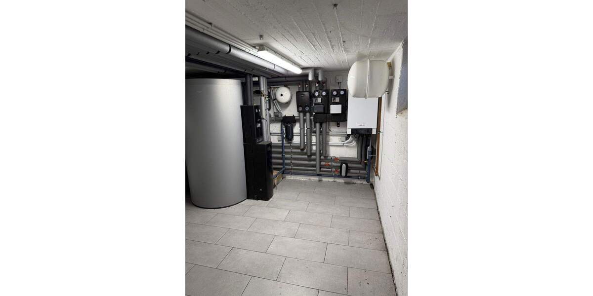 Alles was das Herz begehrt - Freistehendes Ein- Zweifamiliendomizil mit paradiesischem Garten 9 zimmer