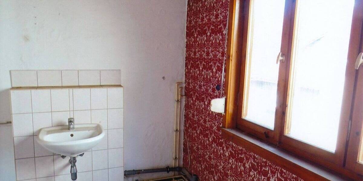 Mehrfamilienhaus, Wohnhaus Viernau Viernau - 7 Zimmer, 96 m&sup2;, 18.000&euro; | Angebot:25668291