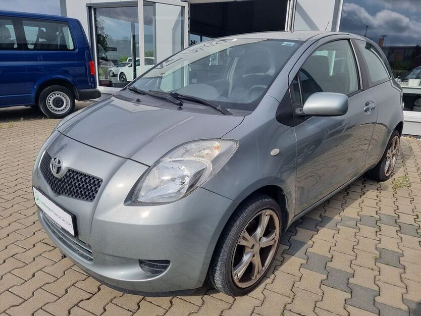 Yaris