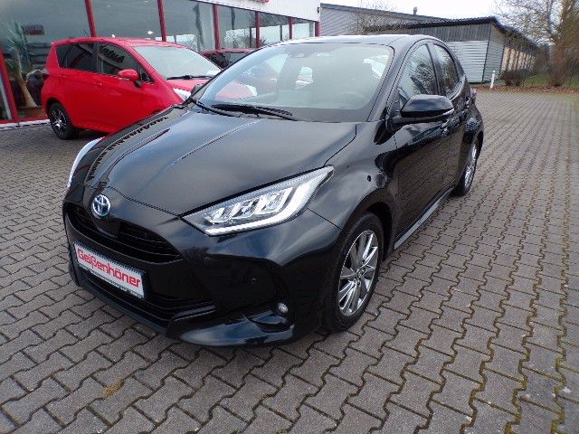 Yaris