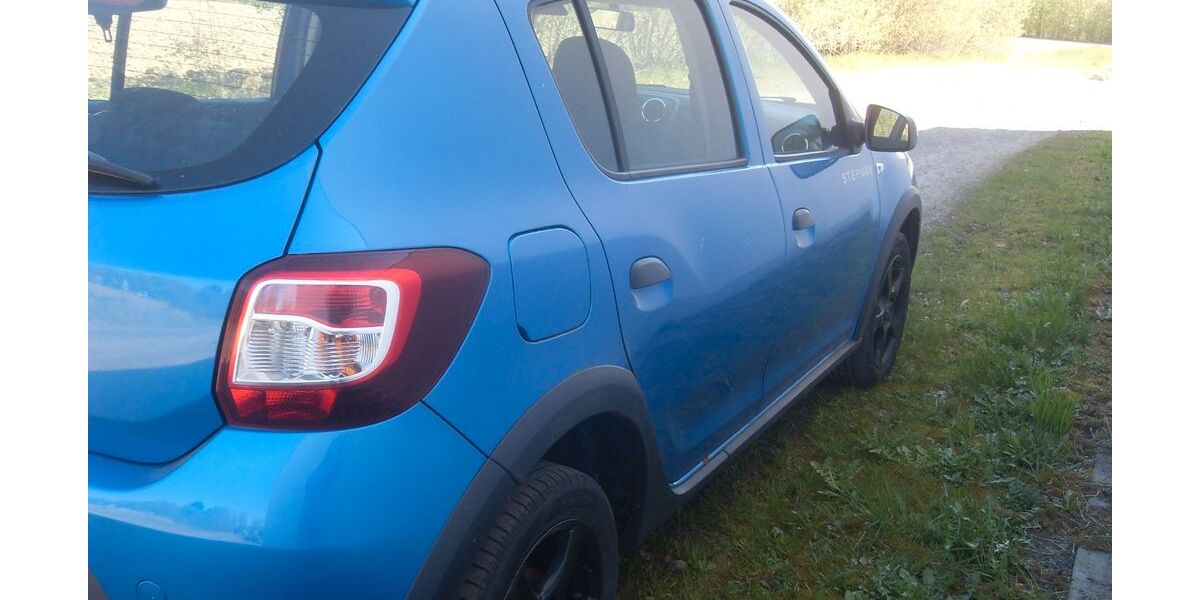 Dacia Sandero 189.457 km 4.999 &euro; Waldsassen 95652