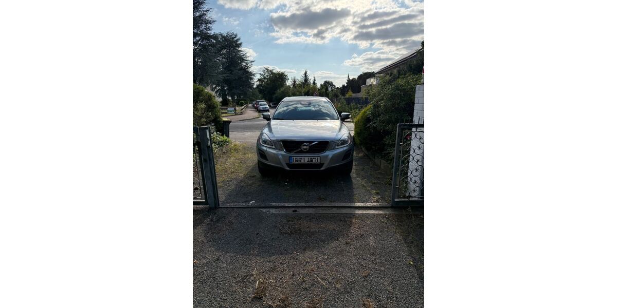 Volvo XC60 240.000 km 9.990 &euro; Hannover 30459