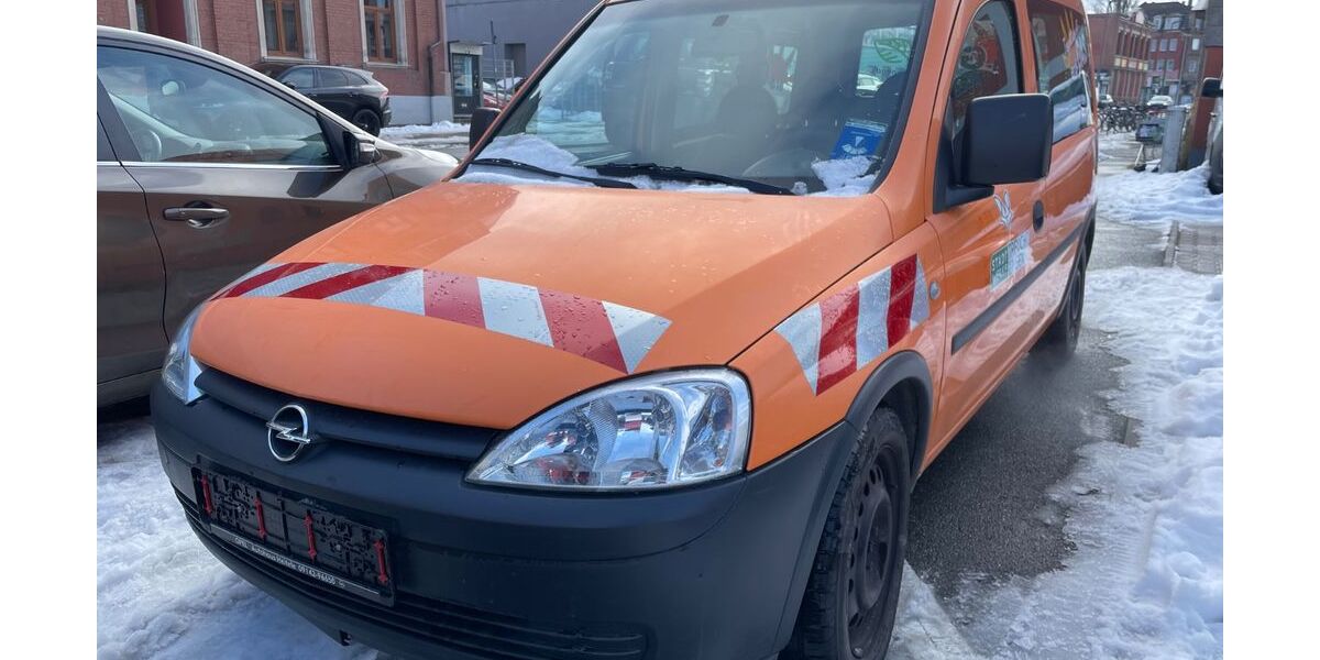 Opel Combo 136.000 km 2.190 &euro; Fürth 90763