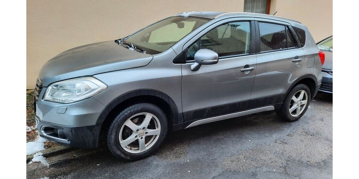Suzuki (SX4) S-Cross 155.100 km 9.900 &euro; Krautheim 74238