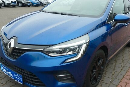 Renault Clio 128.000 km 11.980 &euro; Hamm 59073