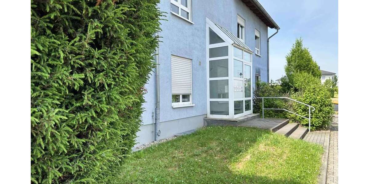 Etagenwohnung Halle Büschdorf - 3 Zimmer, 78 m&sup2;, 740&euro; | Angebot:26866707