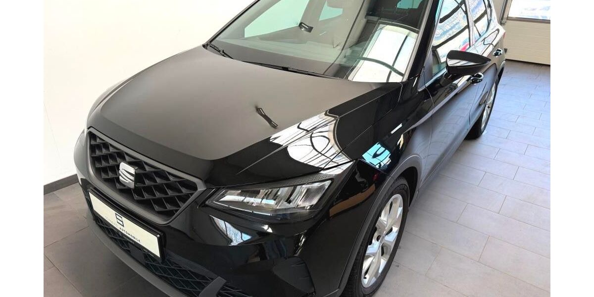 Seat Arona 29.213 km 19.987 &euro; Hallschlag 54611