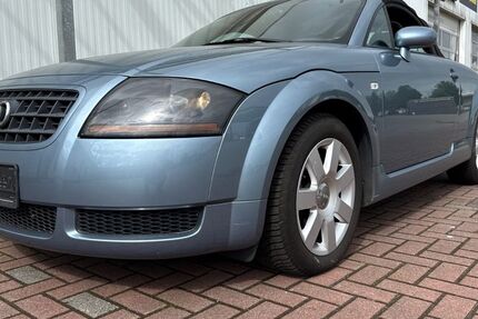 Audi TT 180.906 km 5.399 &euro; Aurich 26607