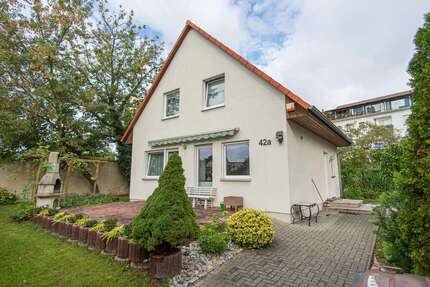 Haus Berlin Wilhelmstadt - 5 Zimmer, 96 m&sup2;, 2.300&euro; | Angebot:27122132