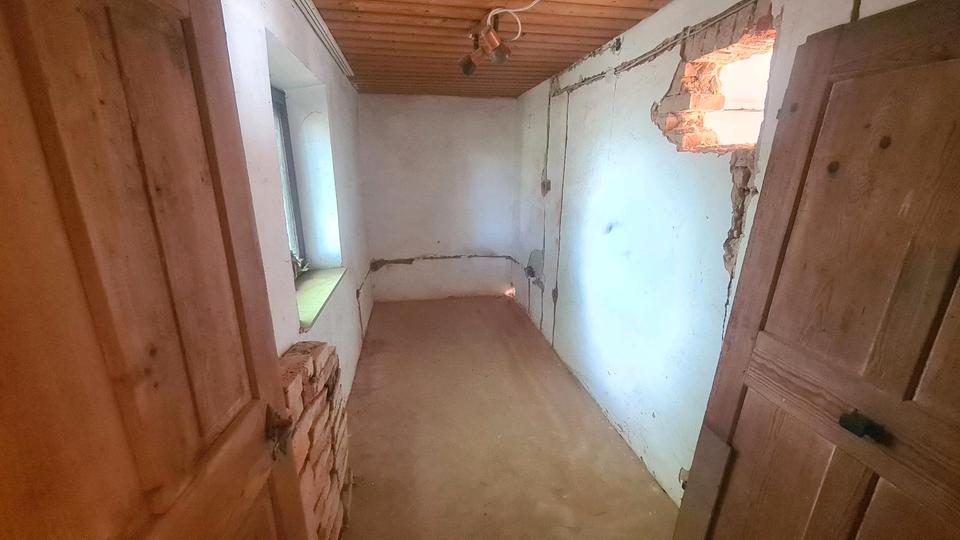 Einfamilienhaus Landshut - 5 Zimmer, 80 m&sup2;, 96.000&euro; | Angebot:26857107