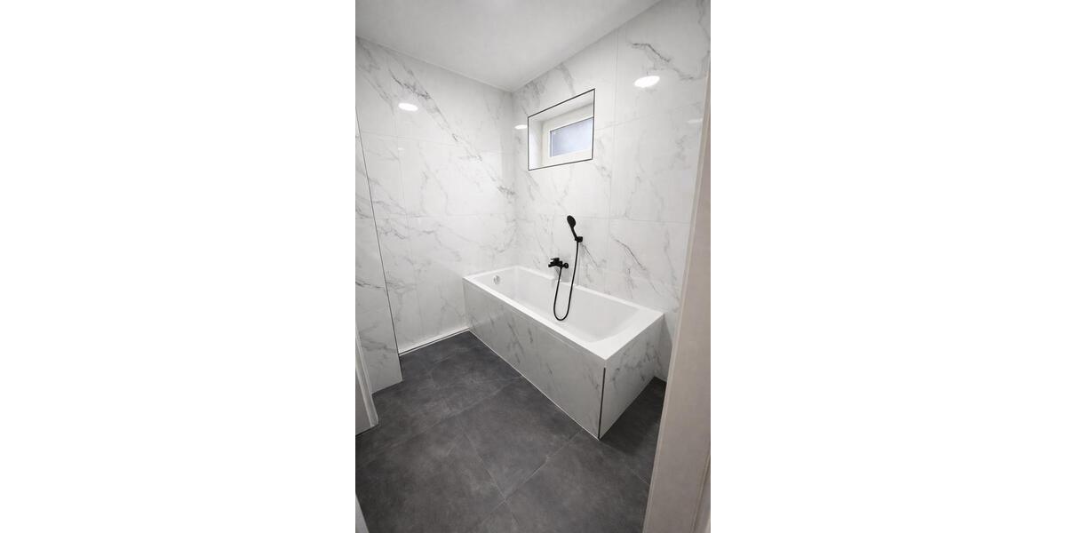 Etagenwohnung Rosengarten - 5 Zimmer, 160 m&sup2;, 1.700&euro; | Angebot:24843001