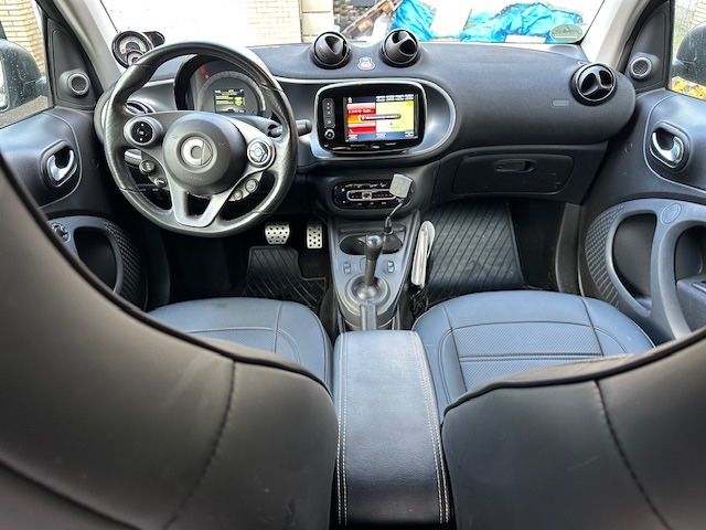Smart ForTwo 59.200 km 12.400 &euro; holzminden 37603