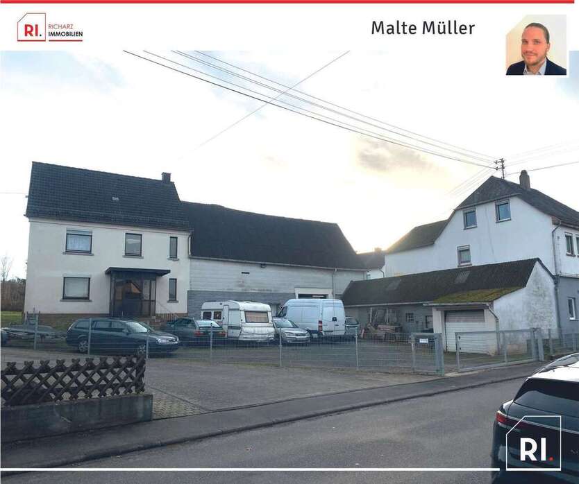 Haus zum Kaufen in Wahlrod 199.000 € 210 m²