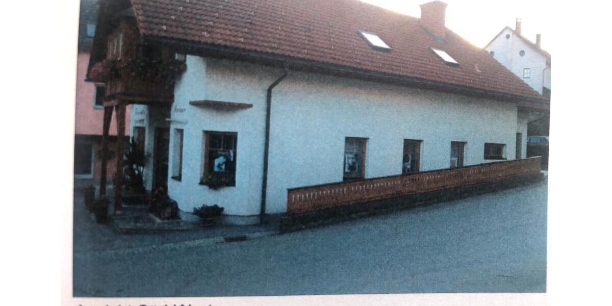Einfamilienhaus Burghausen - 3 Zimmer, 300 m&sup2;, 285.000&euro; | Angebot:26301176