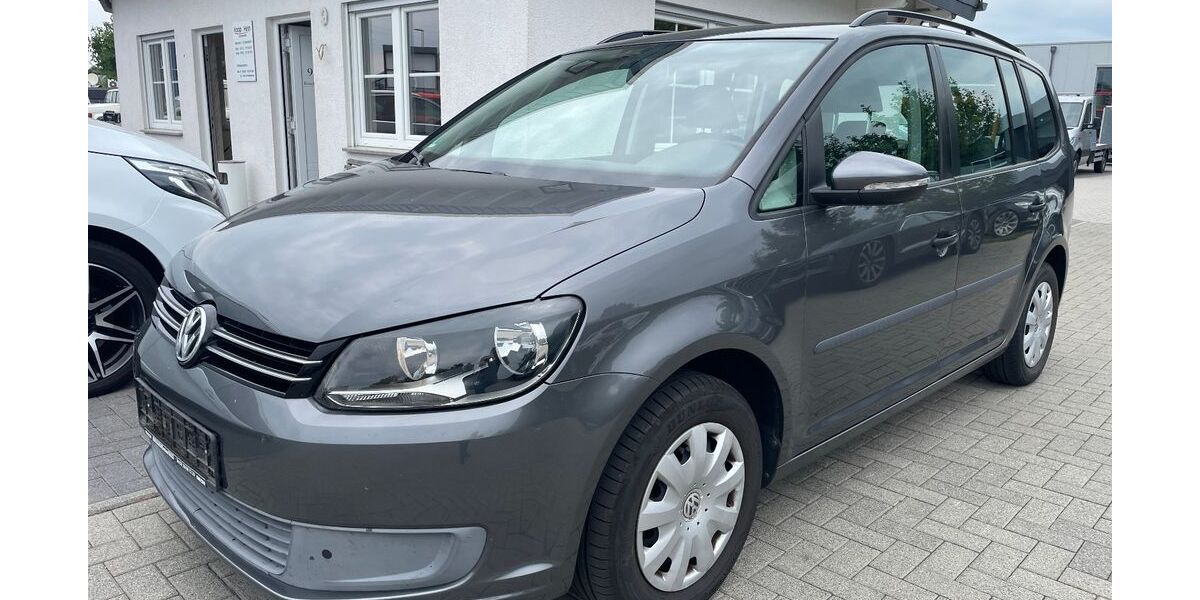 VW Touran 170.956 km 4.999 &euro; Rheinbach 53359