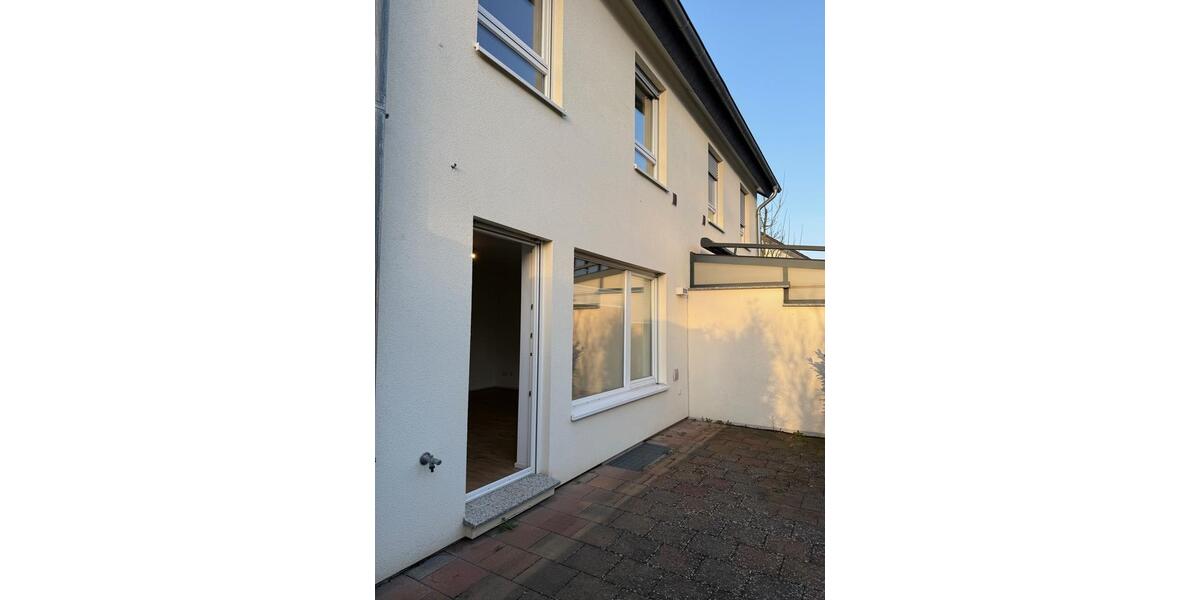 Doppelhaushälfte Sankt Augustin - 4 Zimmer, 125 m&sup2;, 1.420&euro; | Angebot:25393865