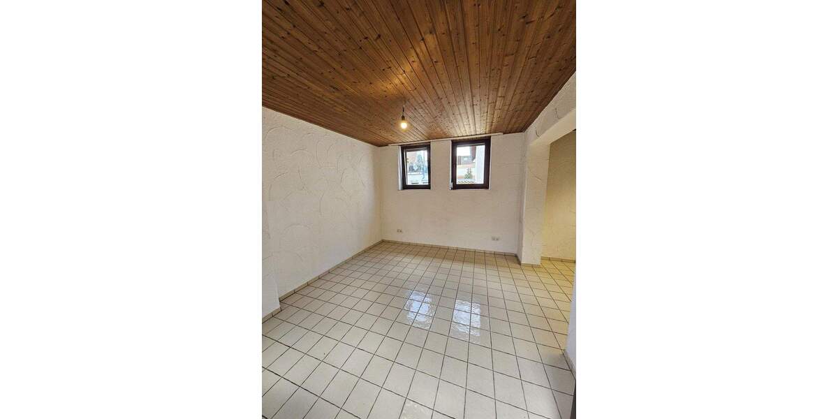 Mehrfamilienhaus, Wohnhaus Ludwigshafen Rheingönheim - 8 Zimmer, 206 m&sup2;, 550.000&euro; | Angebot:25717517