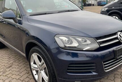 VW Touareg 348.035 km 8.999 € Wittenburg 19243