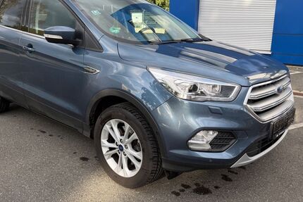 Ford Kuga 161.000 km 8.750 &euro; Schwabach 91126