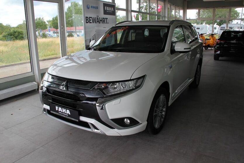 Plug-in Hybrid Outlander