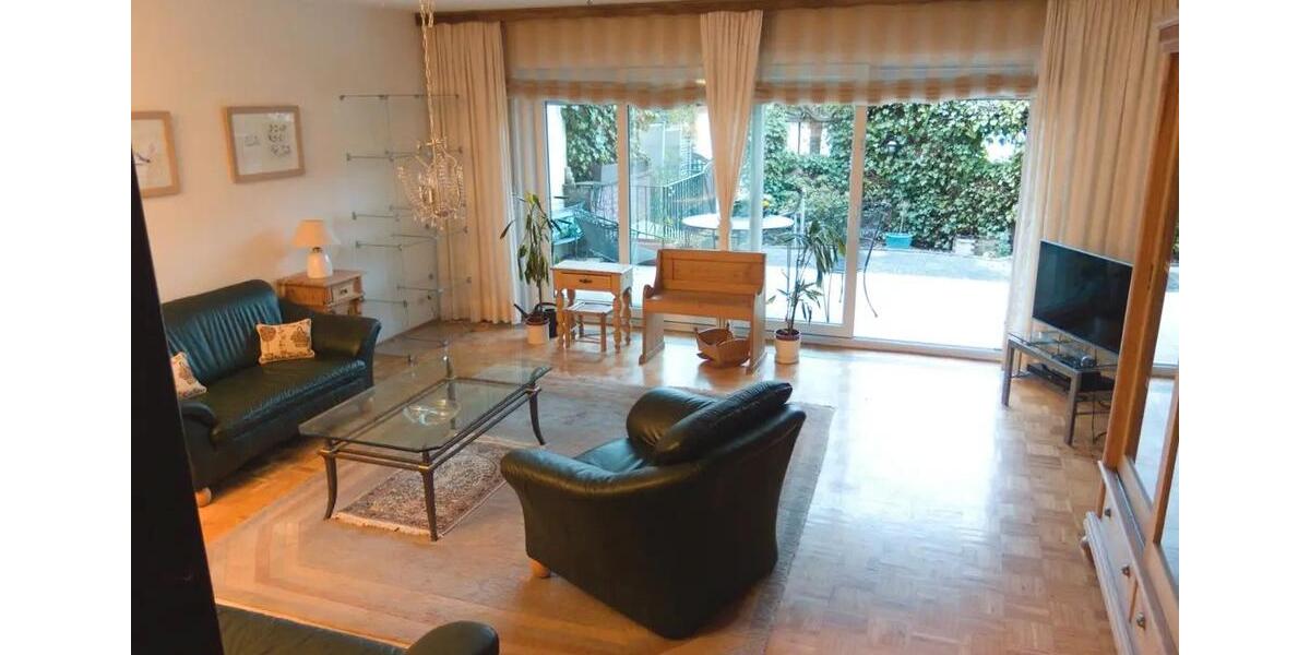 Reihenhaus Wiesbaden Bierstadt - 6 Zimmer, 180 m&sup2;, 620.000&euro; | Angebot:25982733