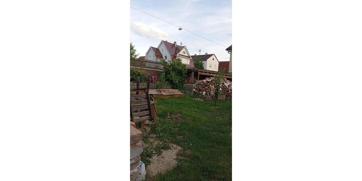 Einfamilienhaus Lauingen (Donau) - 9 Zimmer, 180 m&sup2;, 490.000&euro; | Angebot:26788059