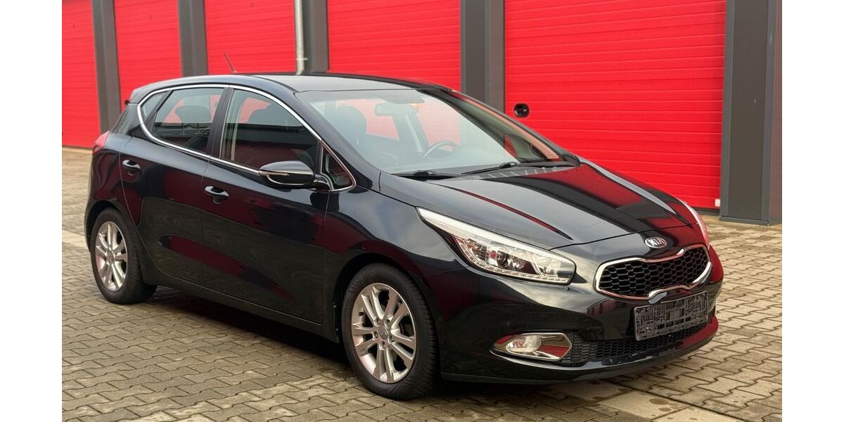 Kia ceed / Ceed 88.300 km 9.900 &euro; Neukirchen-Vluyn 47506