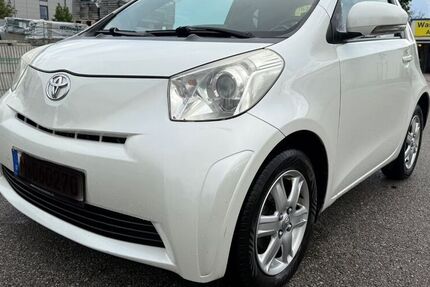 Toyota IQ
