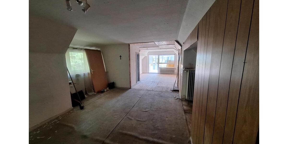 Einfamilienhaus Twistringen - 10 Zimmer, 190 m&sup2;, 195.000&euro; | Angebot:27023985