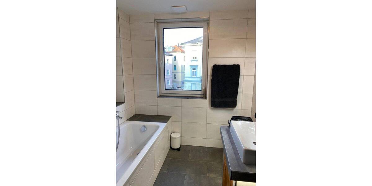 Etagenwohnung Weimar Nordvorstadt - 2 Zimmer, 82 m&sup2;, 880&euro; | Angebot:26841291