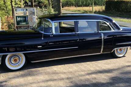 Cadillac Fleetwood 81.000 km 65.500 &euro; Sottrum 27367