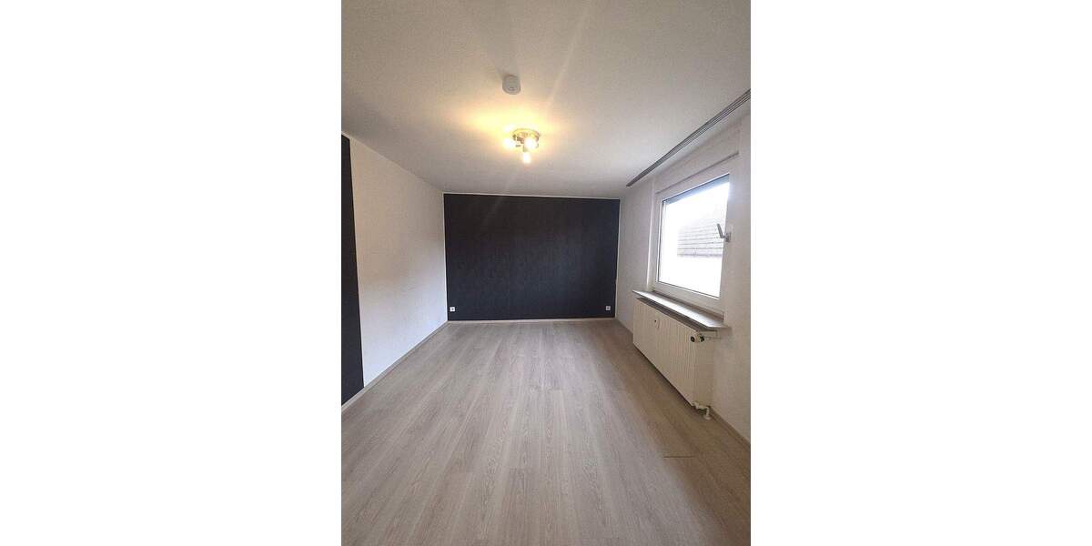 Etagenwohnung Rheinzabern - 3 Zimmer, 82 m&sup2;, 150.000&euro; | Angebot:25319852
