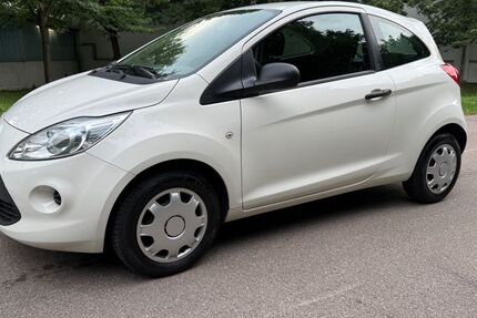 Ford Ka/Ka+ 121.000 km 3.300 &euro; Röfingen 89365