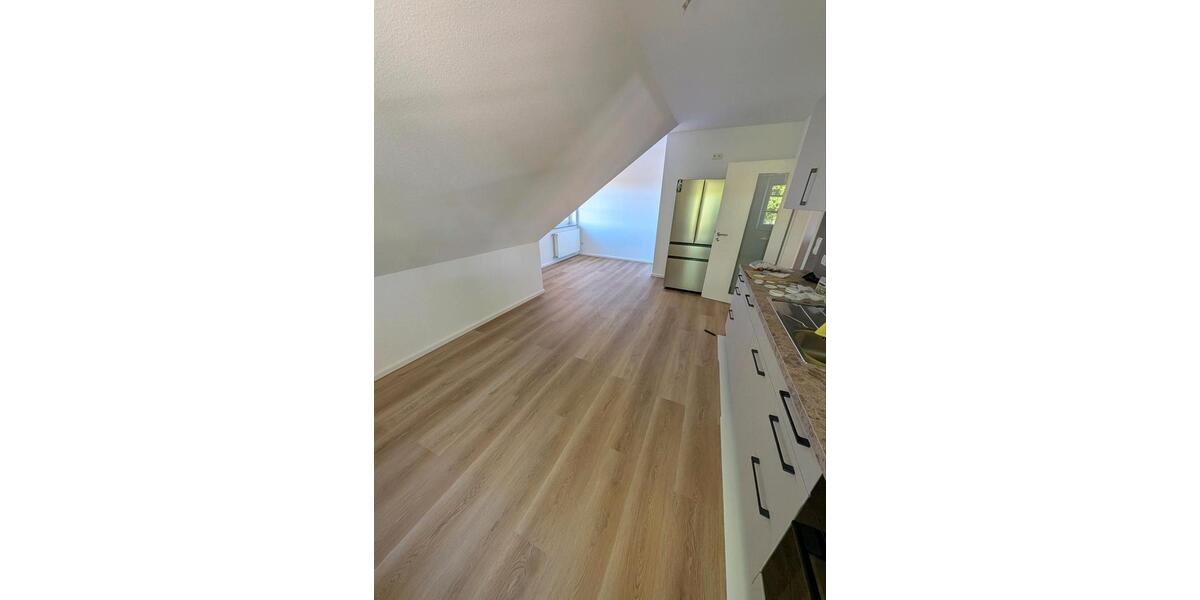 Etagenwohnung Garrel - 4 Zimmer, 150 m&sup2;, 1.000&euro; | Angebot:26406050