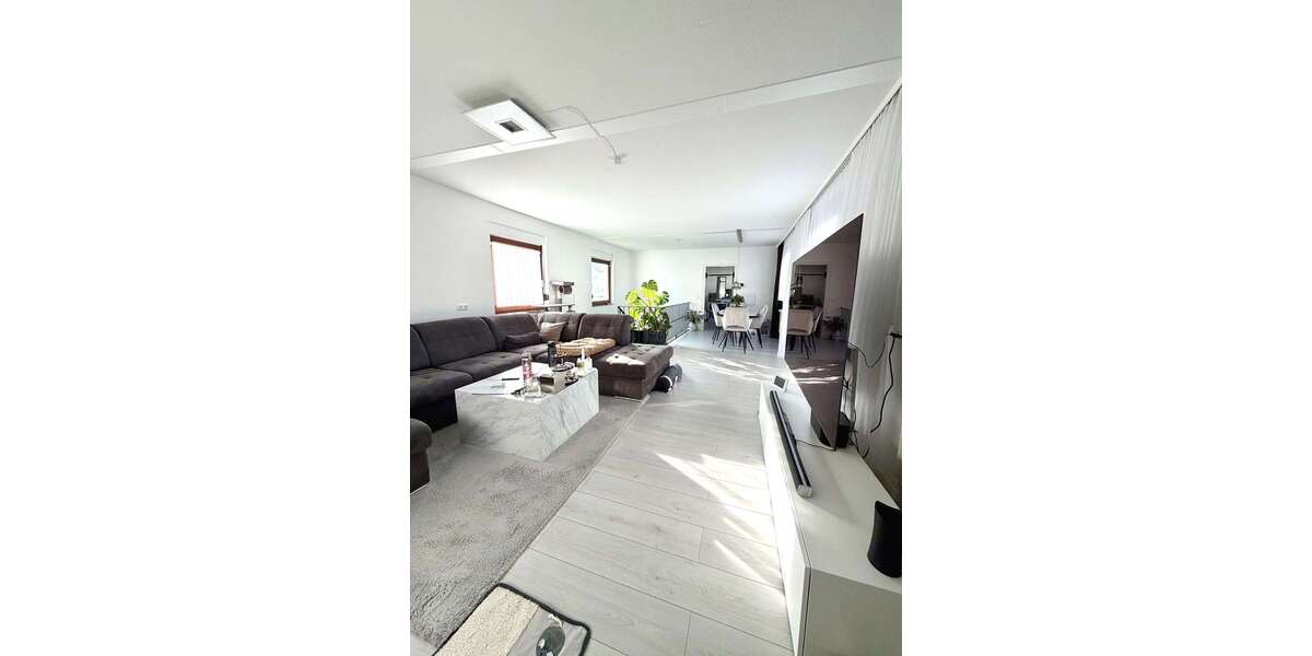 Etagenwohnung Aßlar - 3 Zimmer, 113 m&sup2;, 800&euro; | Angebot:26919205