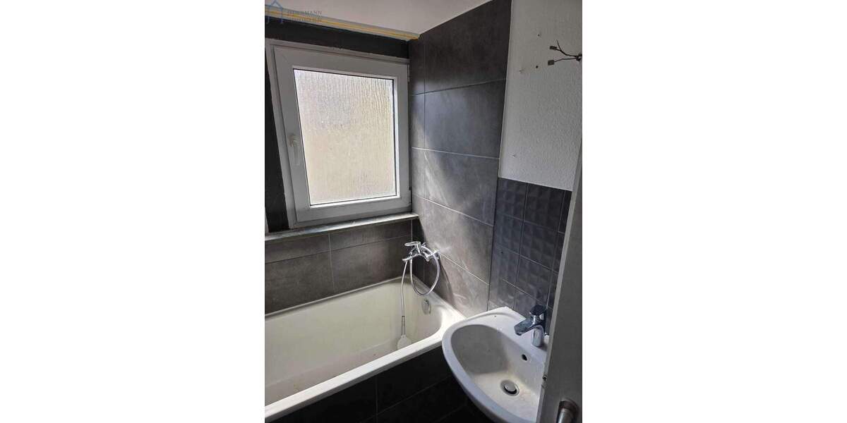 Mehrfamilienhaus, Wohnhaus Gerbrunn - 1 Zimmer, 310 m&sup2;, 690.000&euro; | Angebot:25676591
