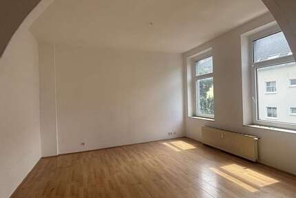 Wohnung Essen Stadtbezirk III - 3 Zimmer, 90 m&sup2;, 870&euro; | Angebot:27727949