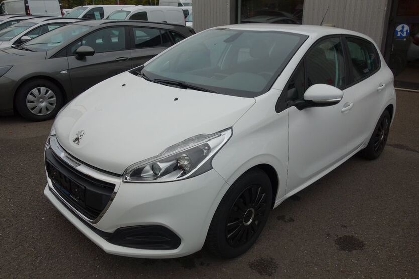 Peugeot 208 65.000 km 10.860 € Plauen 08525