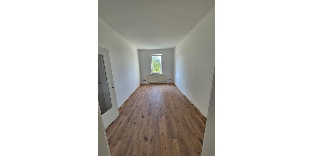 Etagenwohnung Döbeln - 2 Zimmer, 56 m&sup2;, 336&euro; | Angebot:26001492