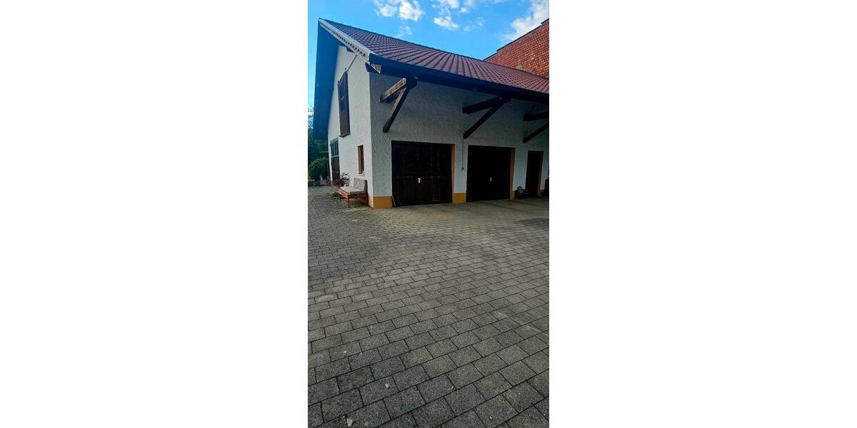 Dachgeschoßwohnung Mallersdorf-Pfaffenberg Pfaffenberg - 3.5 Zimmer, 120 m&sup2;, 800&euro; | Angebot:26624053