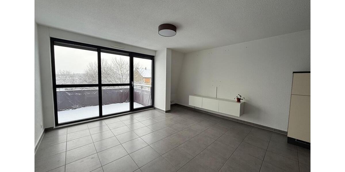 Charmante 2-Zimmer-Eigentumswohnung mit Balkon und Einbauküche 2 zimmer