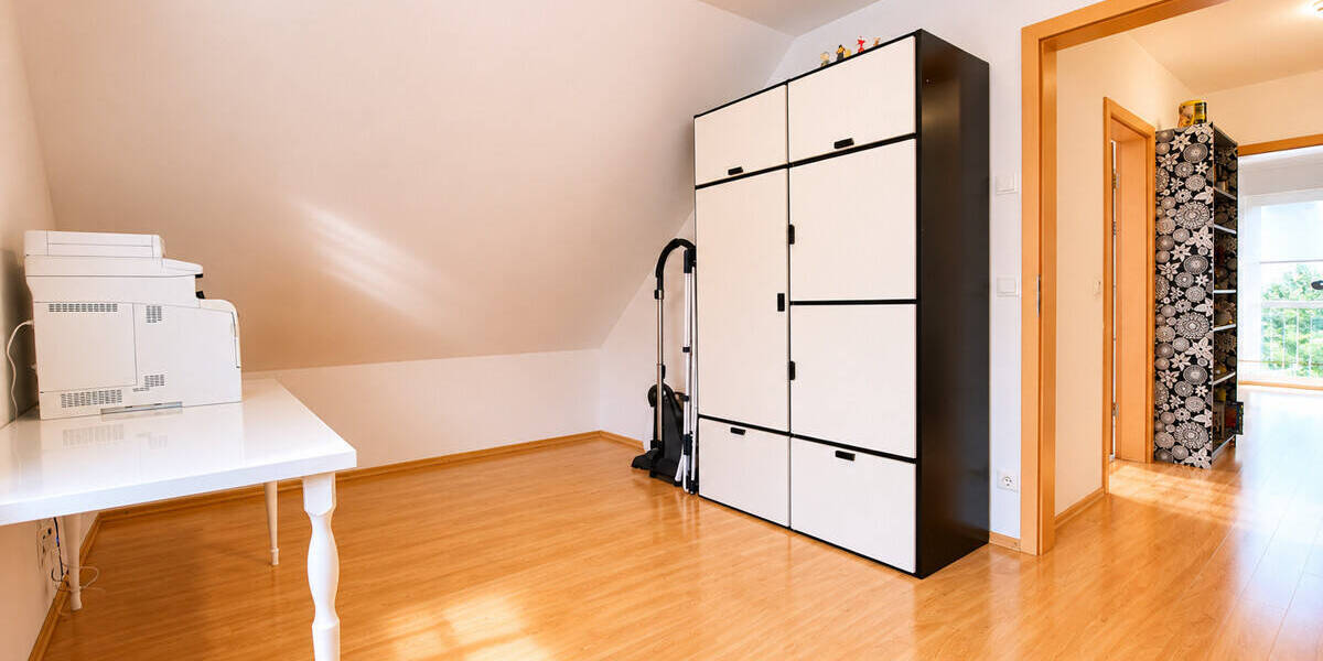 Einfamilienhaus Neutraubling - 5 Zimmer, 125 m&sup2;, 489.000&euro; | Angebot:26798749