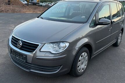 VW Touran 277.774 km 2.200 &euro; Biebergemünd-Kassel 63599