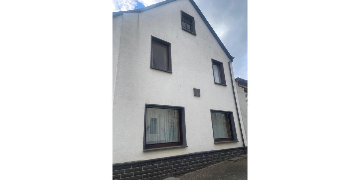Bauernhaus, Landhaus Polch - 6 Zimmer, 120 m&sup2;, 158.000&euro; | Angebot:27156749