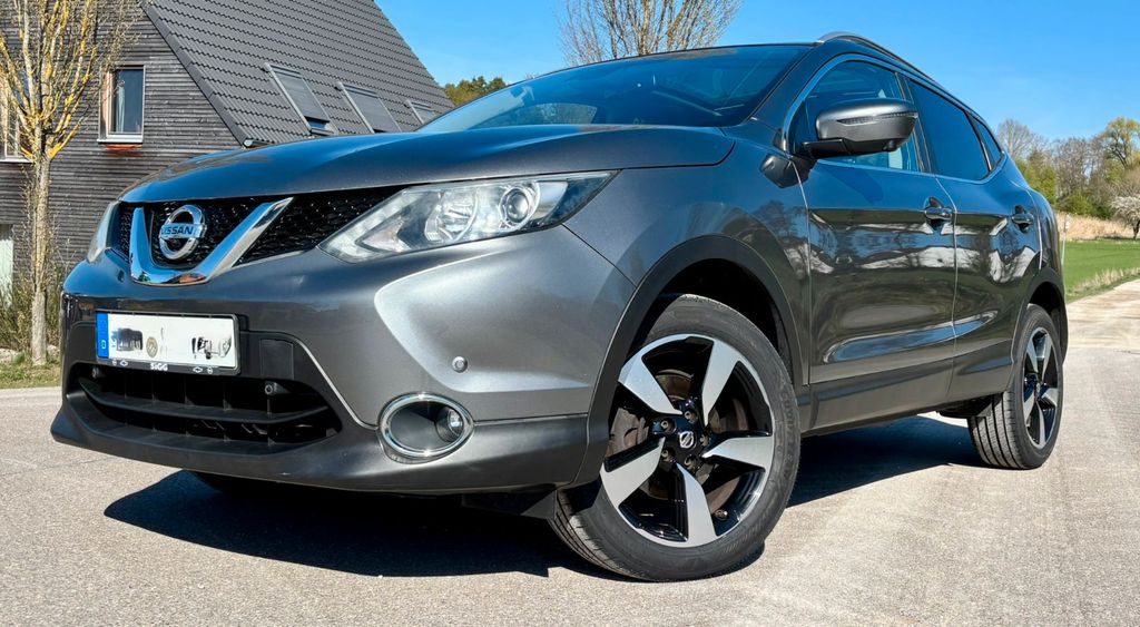 Nissan Qashqai 123.600 km 12.200 &euro; Brunnen 86564