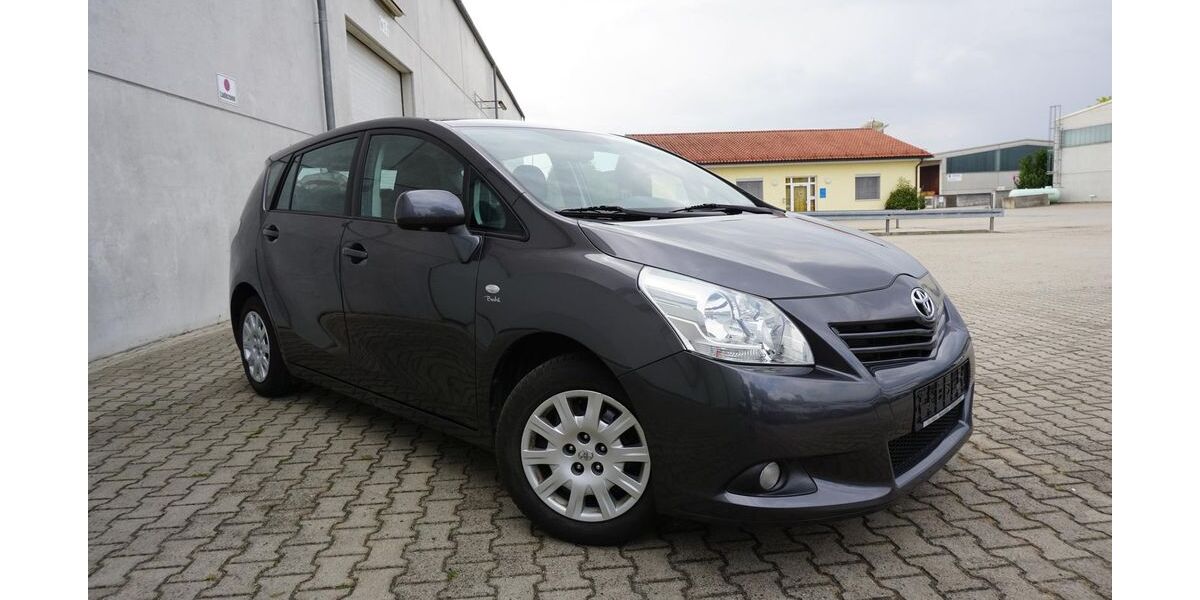 Toyota Verso 149.980 km 7.950 &euro; Parkstetten 94365