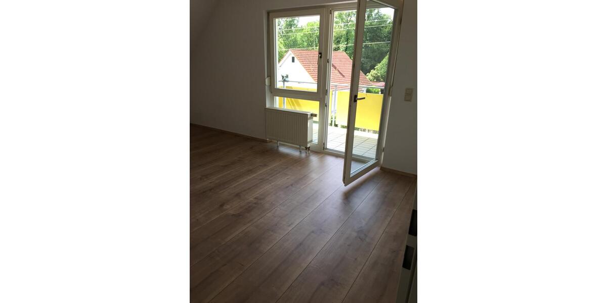 Etagenwohnung Bad Krozingen - 3 Zimmer, 80 m&sup2;, 1.090&euro; | Angebot:25569337