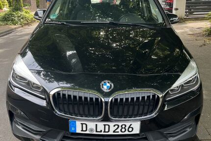BMW 218 Gran Tourer 74.555 km 16.000 &euro; Düsseldorf 40474