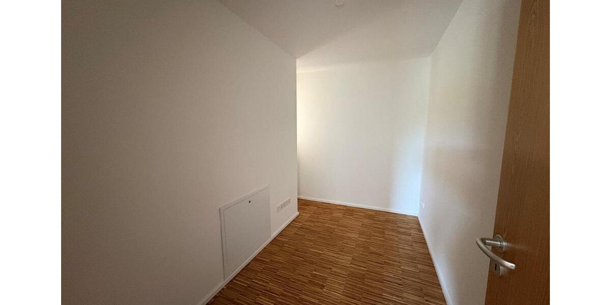 Maisonettenwohnung Saarbrücken Neue Bremm - 4 Zimmer, 95 m&sup2;, 1.045&euro; | Angebot:24780730